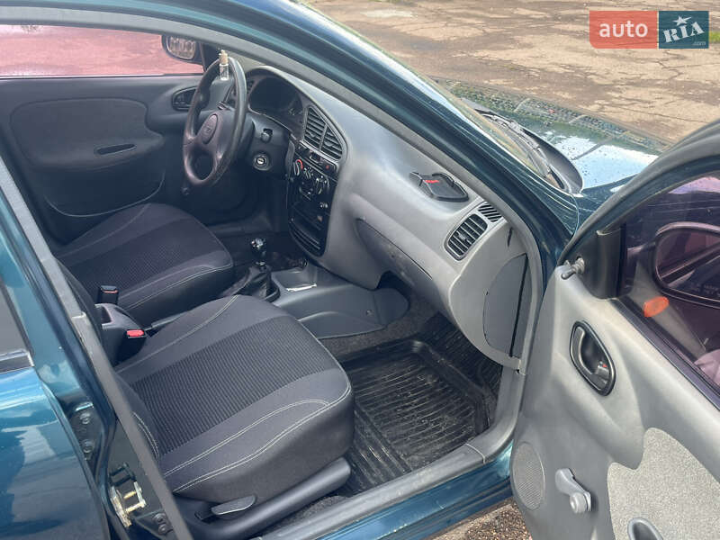Седан Daewoo Lanos 2005 в Киеве