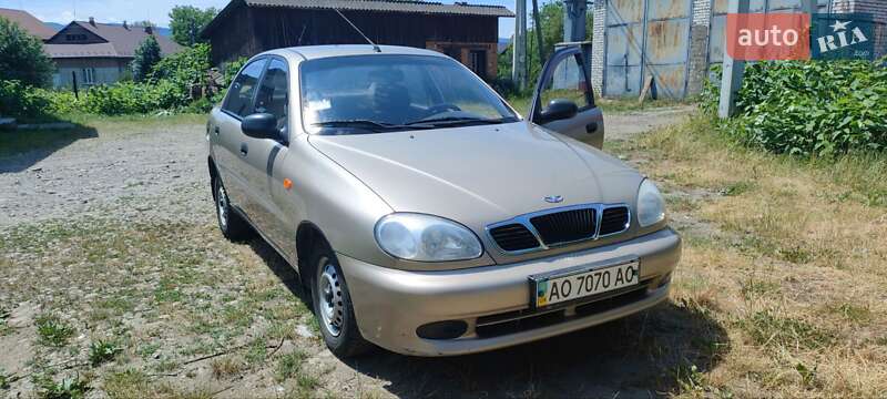 Седан Daewoo Lanos 2008 в 