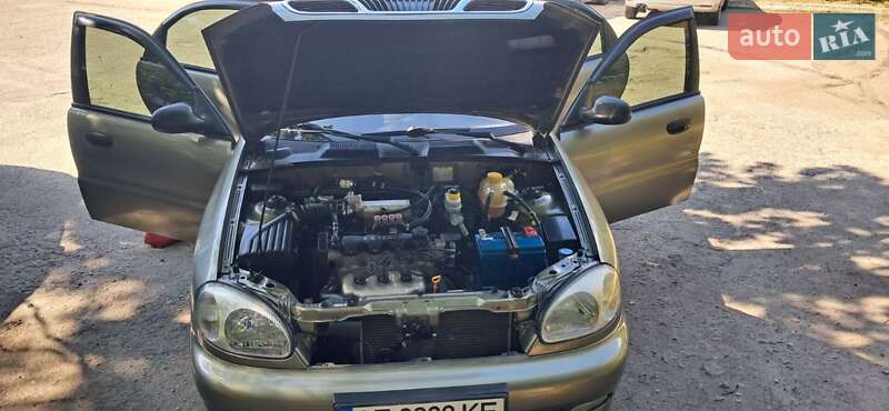 Хэтчбек Daewoo Lanos 2003 в Днепре