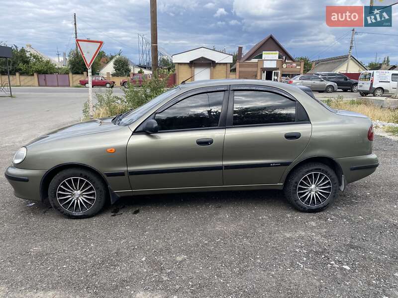 Седан Daewoo Lanos 2006 в Новомосковске