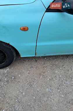 Седан Daewoo Lanos 1998 в 