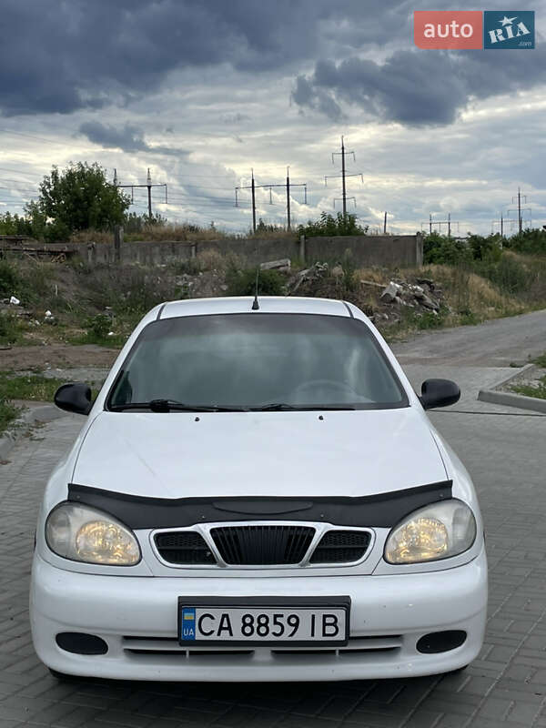 Седан Daewoo Lanos 2004 в Черкассах