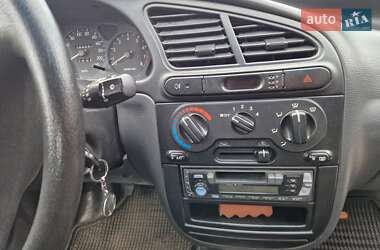 Седан Daewoo Lanos 2003 в Днепре