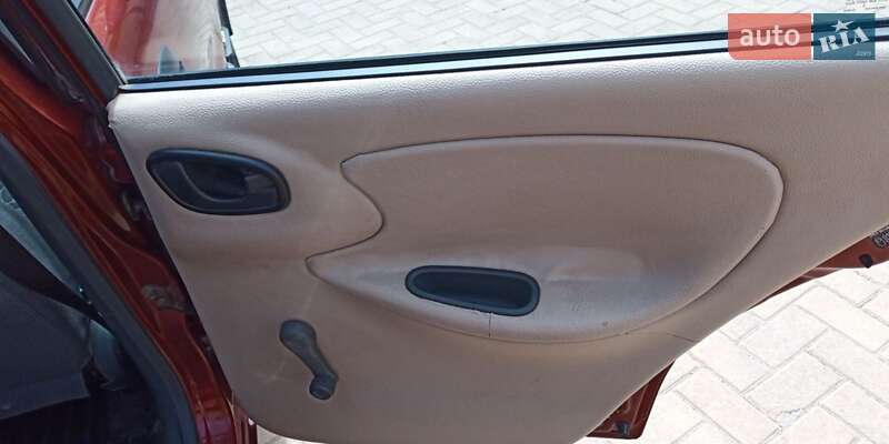 Седан Daewoo Lanos 2003 в Хмельницком