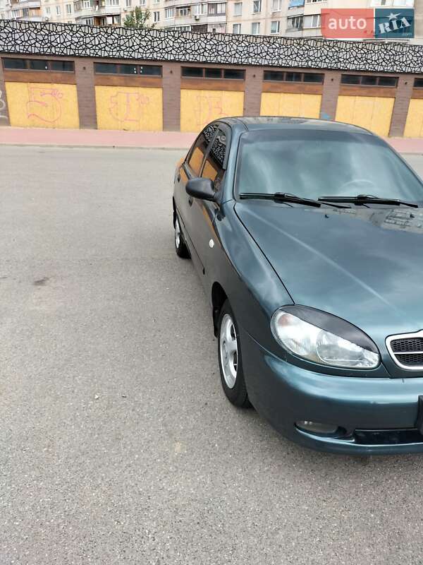 Седан Daewoo Lanos 2005 в Харькове