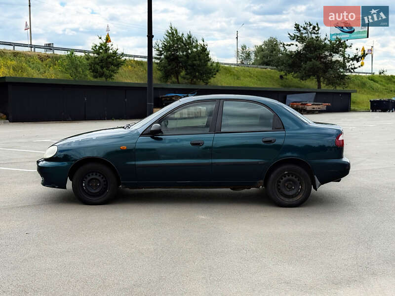 Седан Daewoo Lanos 2003 в Киеве