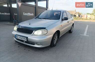 Седан Daewoo Lanos 2005 в Новом Буге