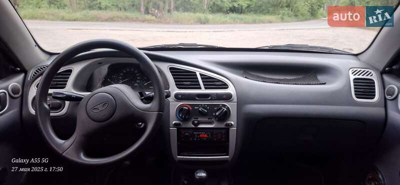 Седан Daewoo Lanos 2003 в Запорожье