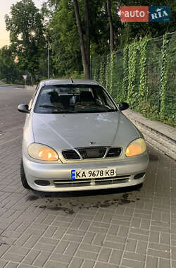 Седан Daewoo Lanos 2003 в Киеве