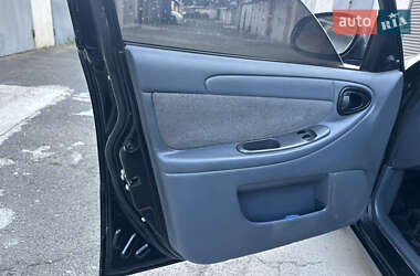 Седан Daewoo Lanos 2011 в 