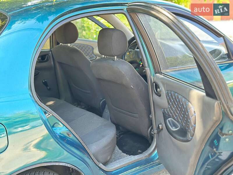 Седан Daewoo Lanos 2003 в Николаеве