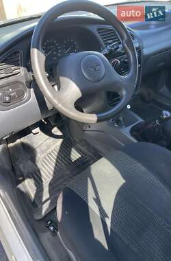 Седан Daewoo Lanos 1999 в 