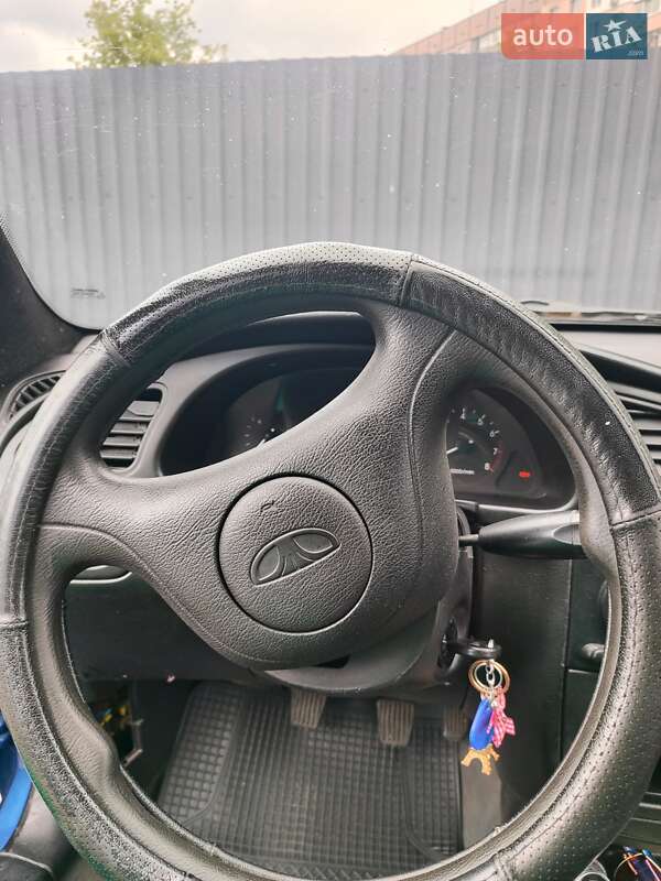 Седан Daewoo Lanos 2006 в Дніпрі
