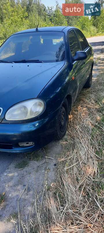 Седан Daewoo Lanos 2003 в Івано-Франківську