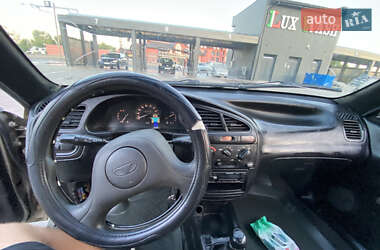 Седан Daewoo Lanos 2004 в 