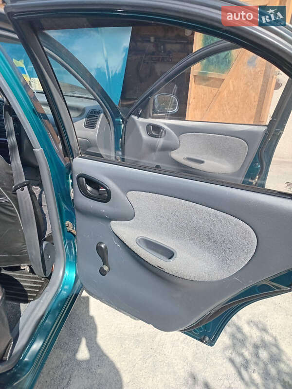 Седан Daewoo Lanos 2006 в Звягеле