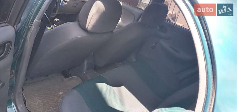 Седан Daewoo Lanos 2005 в Козове
