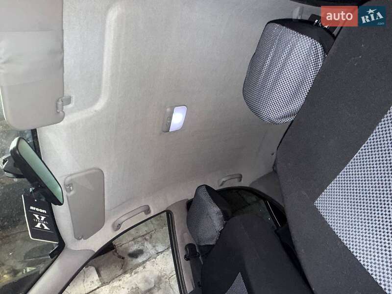 Седан Daewoo Lanos 2005 в Днепре