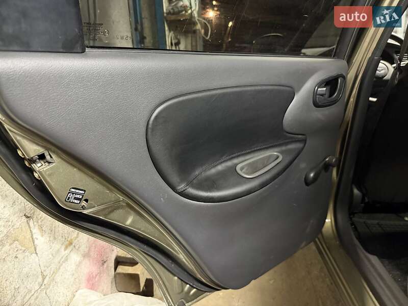 Седан Daewoo Lanos 2005 в Днепре