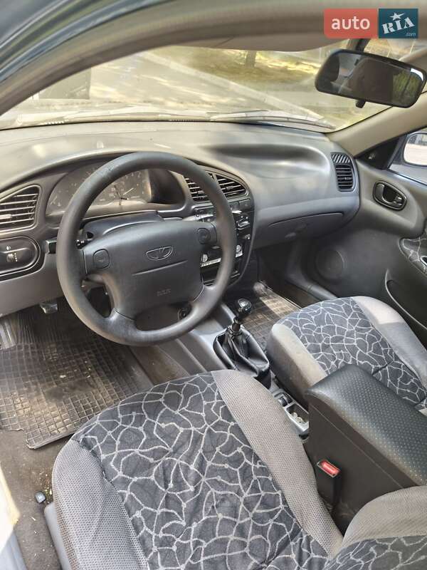 Седан Daewoo Lanos 2002 в Києві