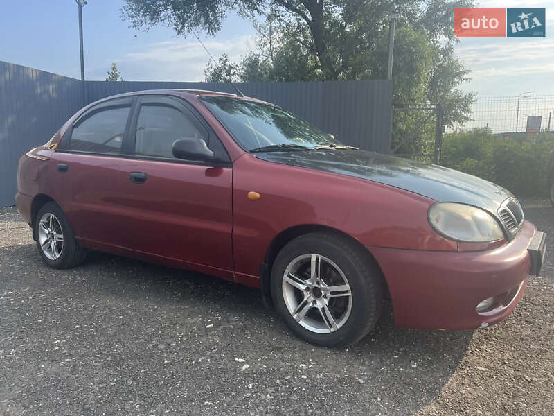 Седан Daewoo Lanos 2005 в Киеве