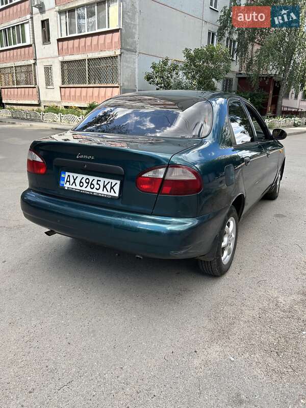 Седан Daewoo Lanos 2001 в Харкові