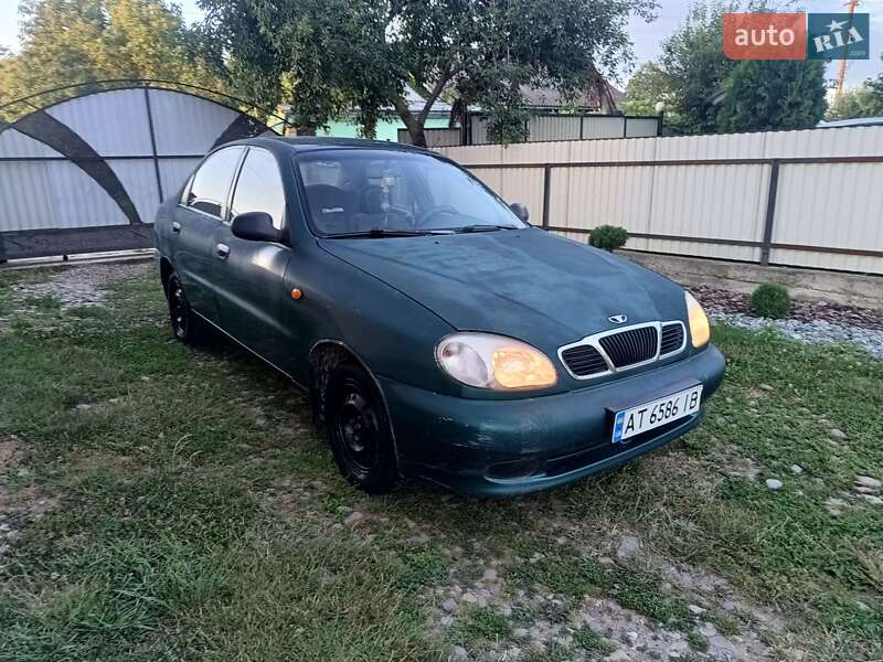 Седан Daewoo Lanos 1998 в Ивано-Франковске