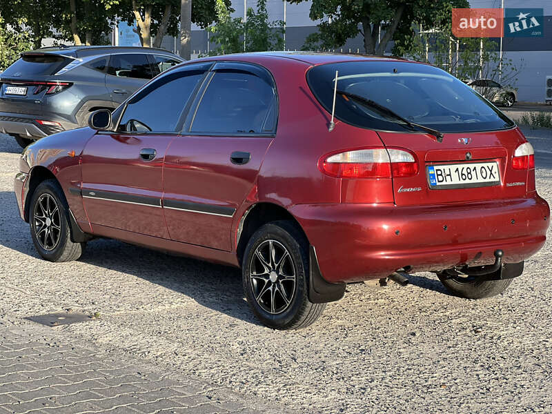 Хетчбек Daewoo Lanos 2002 в Одесі