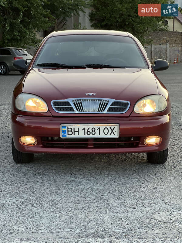 Хетчбек Daewoo Lanos 2002 в Одесі