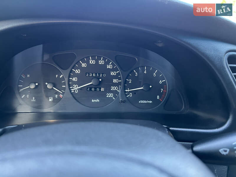 Хетчбек Daewoo Lanos 2002 в Одесі
