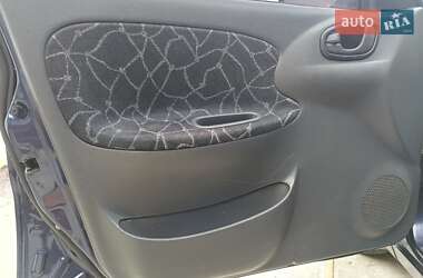 Седан Daewoo Lanos 2003 в 