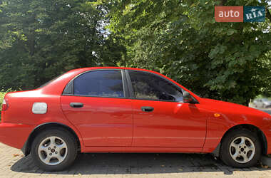 Седан Daewoo Lanos 2008 в Львові