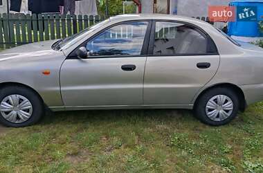 Седан Daewoo Lanos 2008 в Стрые
