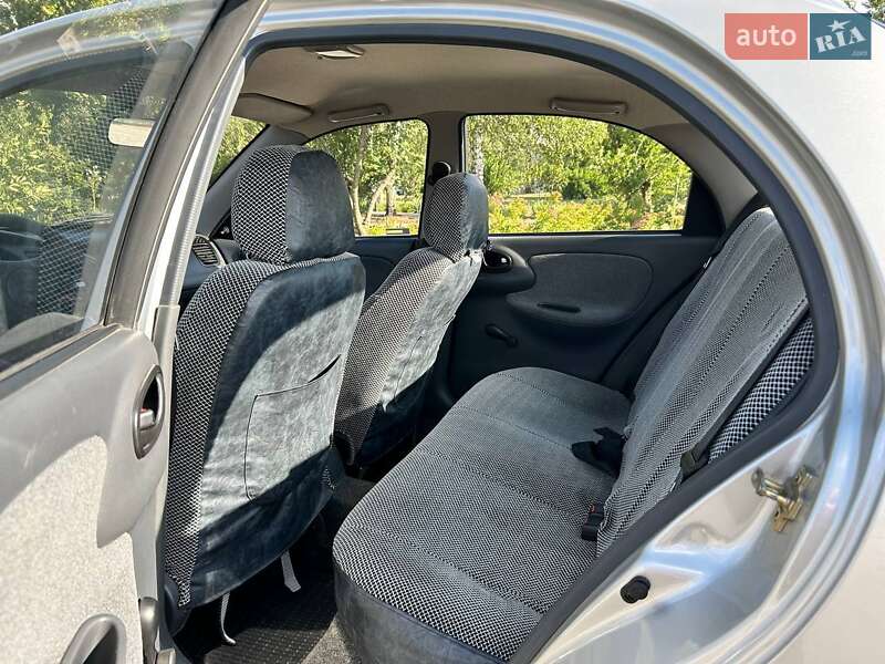 Седан Daewoo Lanos 2006 в Запорожье