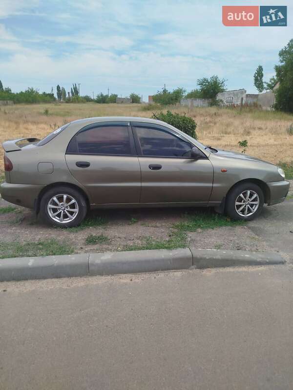 Седан Daewoo Lanos 2006 в Очакове