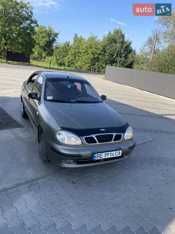 Седан Daewoo Lanos 2004 в Иршаве