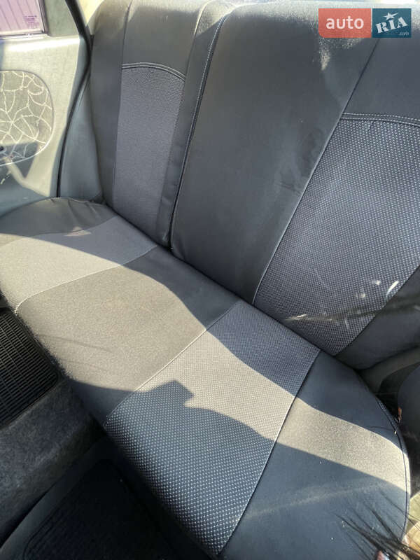 Седан Daewoo Lanos 2004 в Иршаве