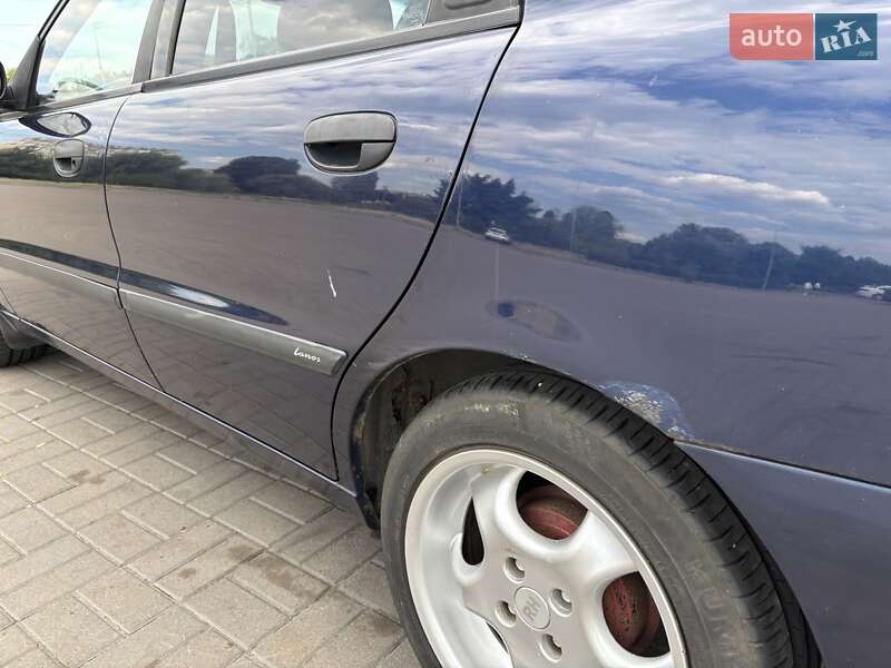 Седан Daewoo Lanos 2003 в Киеве