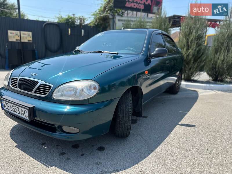 Седан Daewoo Lanos 2003 в Дніпрі