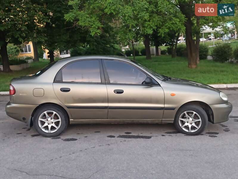 Седан Daewoo Lanos 2005 в Запоріжжі