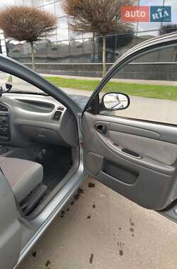 Седан Daewoo Lanos 2011 в 