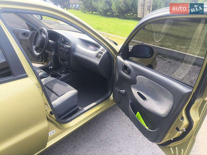 Седан Daewoo Lanos 2008 в Новомосковську