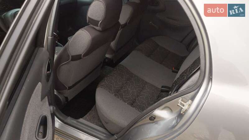 Седан Daewoo Lanos 2008 в Ужгороде