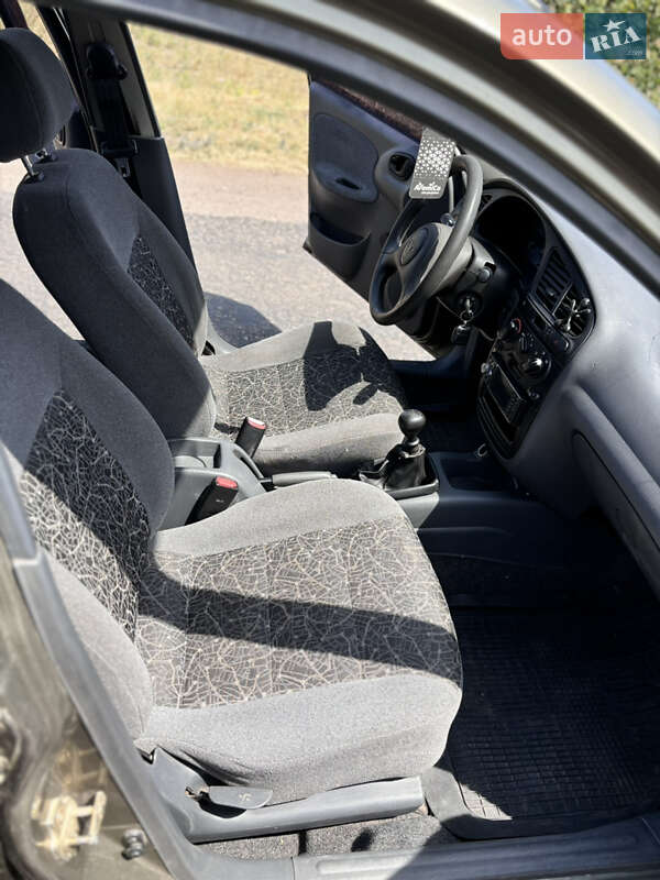 Седан Daewoo Lanos 2005 в Каменском