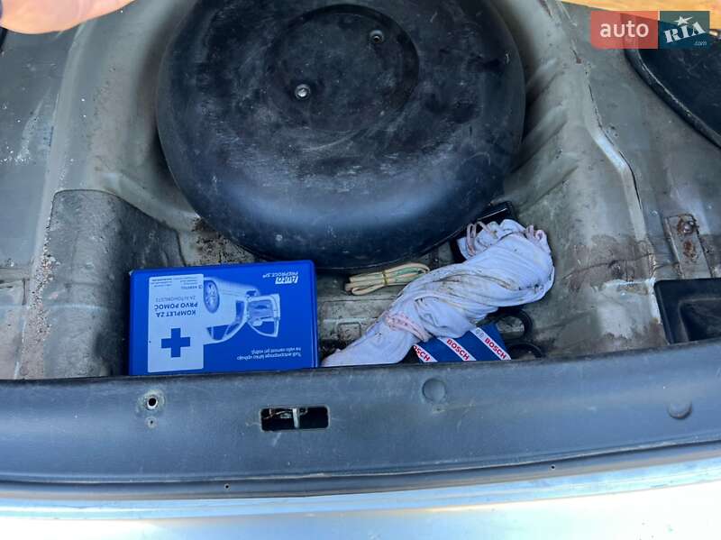 Седан Daewoo Lanos 2003 в Рівному