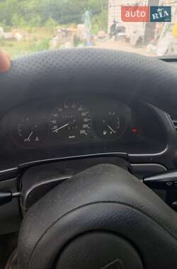 Седан Daewoo Lanos 2002 в 