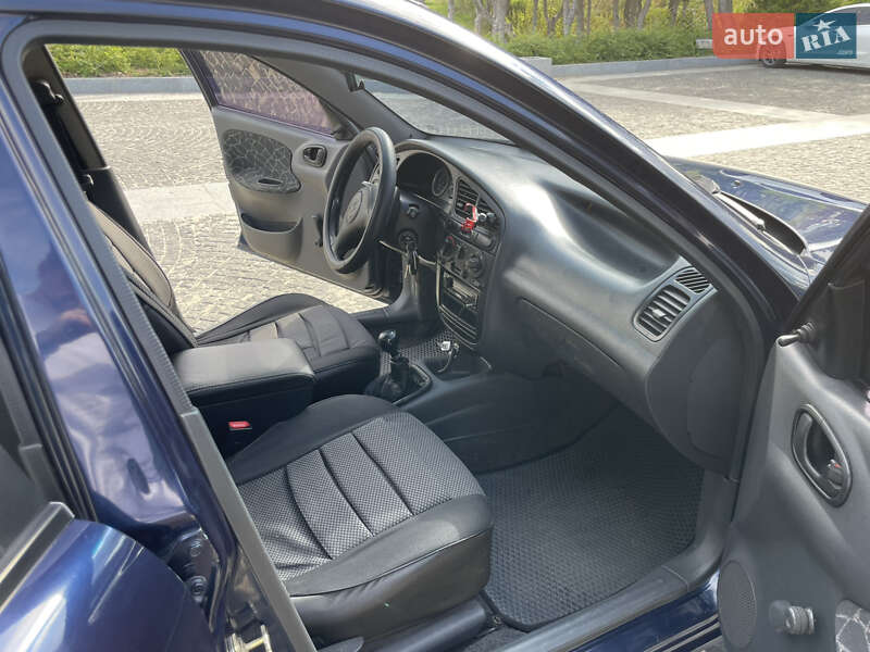 Седан Daewoo Lanos 2003 в Полтаві