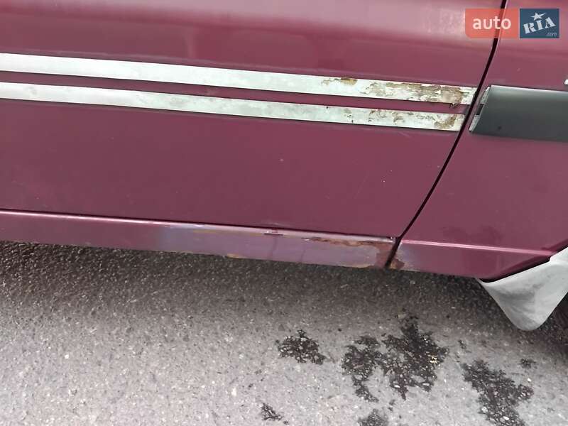 Седан Daewoo Lanos 2005 в Ужгороді