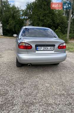 Седан Daewoo Lanos 1998 в 