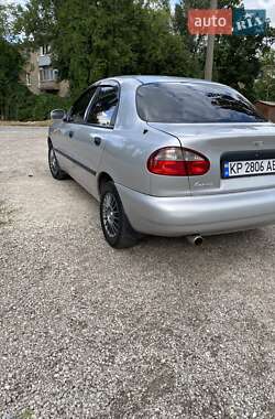 Седан Daewoo Lanos 1998 в 